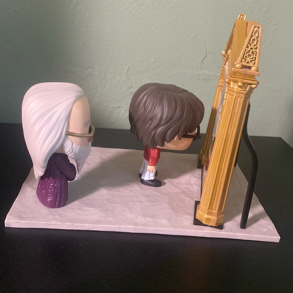 Harry Potter and Albus Dumbledore with The Mirror of Erised, Vinyl Collectible - Picture 1 of 7